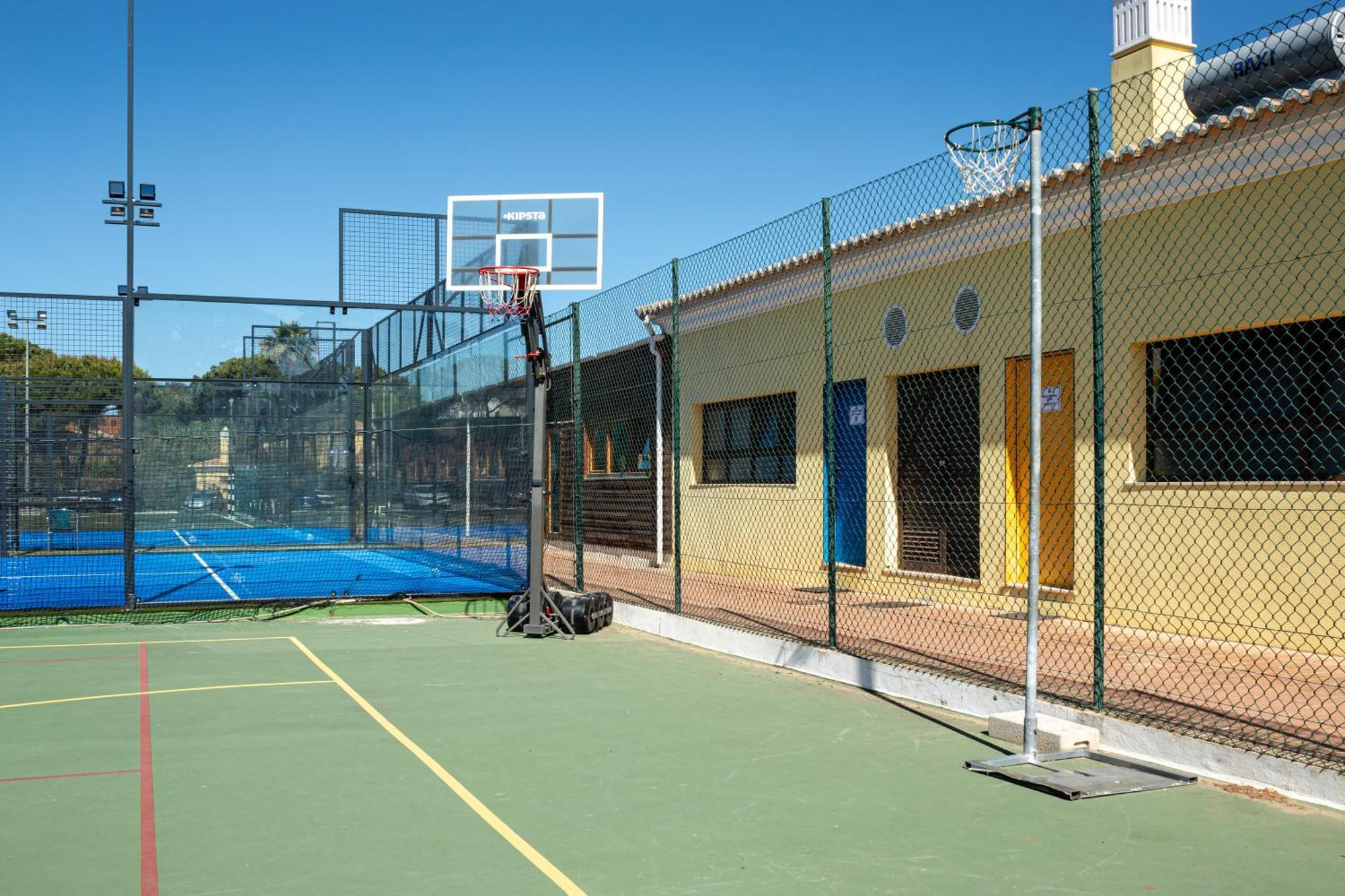 Browns Sports Resort Виламура Екстериор снимка
